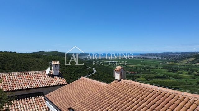 Buje - dintorni, villa istriana in pietra con una vista unica sul mare e sul paesaggio