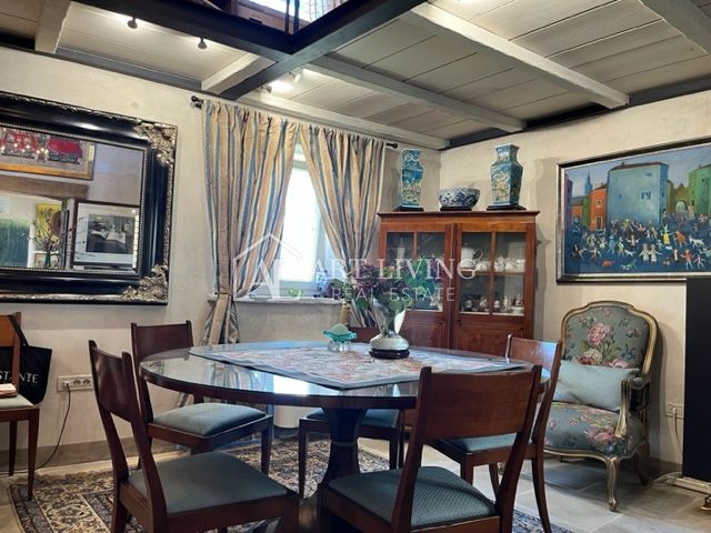 Buje - dintorni, villa istriana in pietra con una vista unica sul mare e sul paesaggio