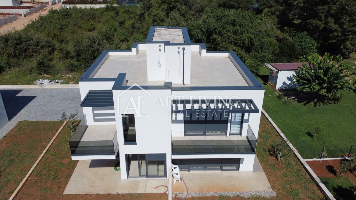 NOVIGRAD, dintorni - CASA DOPPIA MODERNA DI DESIGN IN POSIZIONE ECCEZIONALE - A SOLI 300 m DAL MARE