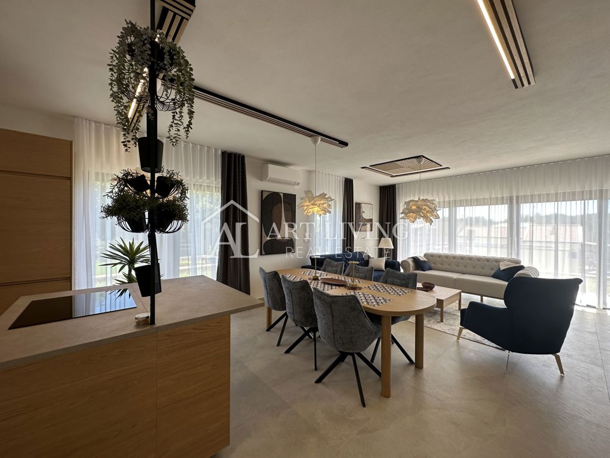 NOVIGRAD, dintorni - CASA DOPPIA MODERNA DI DESIGN IN POSIZIONE ECCEZIONALE - A SOLI 300 m DAL MARE