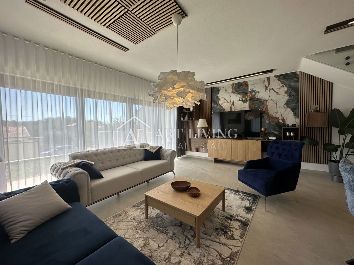 NOVIGRAD, dintorni - CASA DOPPIA MODERNA DI DESIGN IN POSIZIONE ECCEZIONALE - A SOLI 300 m DAL MARE