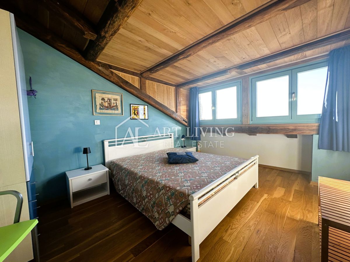 Parenzo, dintorni – affascinante appartamento bilocale con utilizzo della piscina e del campo da tennis