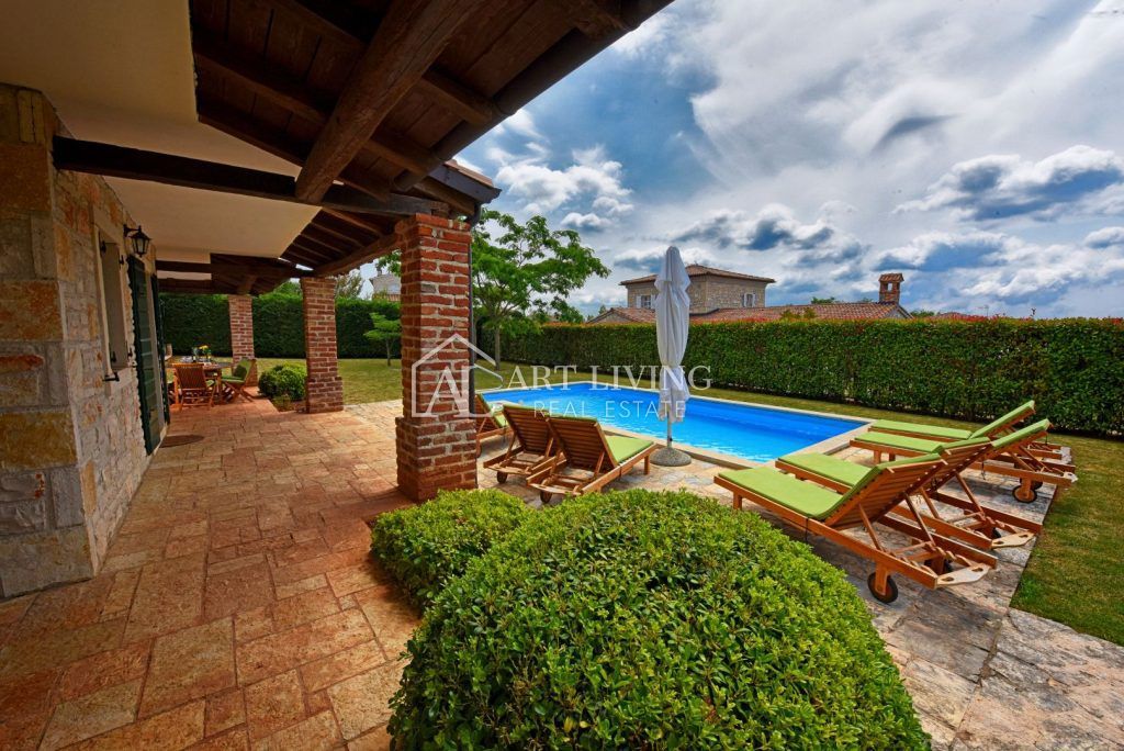 Poreč-dintorni, Villa rustica in pietra in stile istriano con piscina