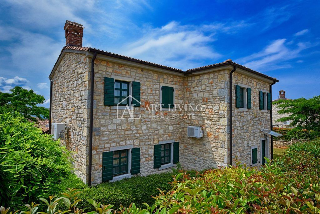 Poreč-dintorni, Villa rustica in pietra in stile istriano con piscina