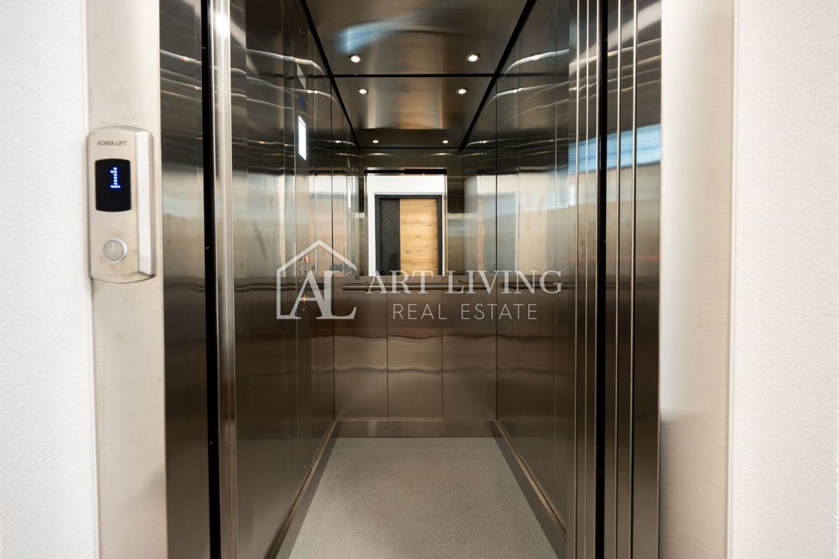 Umago, dintorni - lussuoso appartamento con due camere da letto recentemente ristrutturato a soli 250 m dal mare