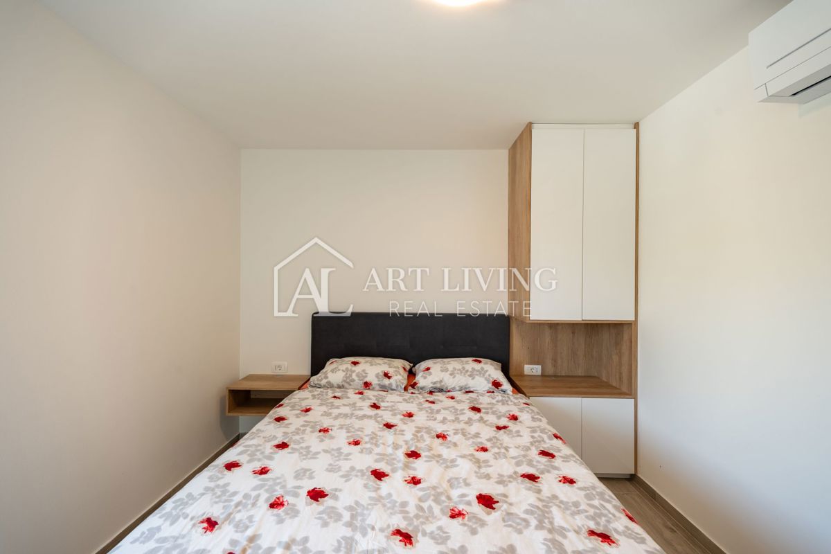 Umago, dintorni - lussuoso appartamento con due camere da letto recentemente ristrutturato a soli 250 m dal mare