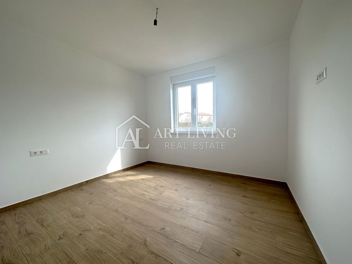 Parenzo e dintorni - OPPORTUNITÀ, attraente appartamento bilocale al primo piano