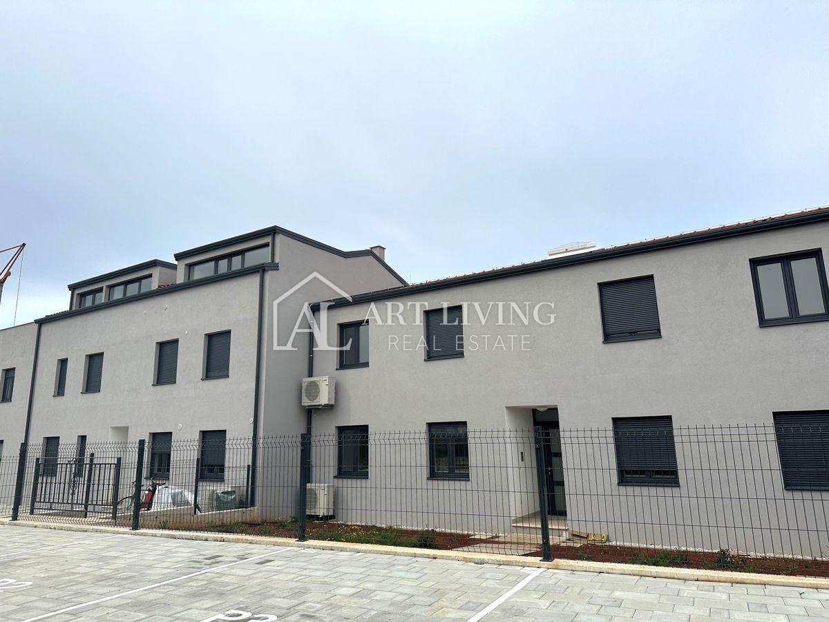 Parenzo e dintorni - OPPORTUNITÀ, attraente appartamento bilocale al primo piano