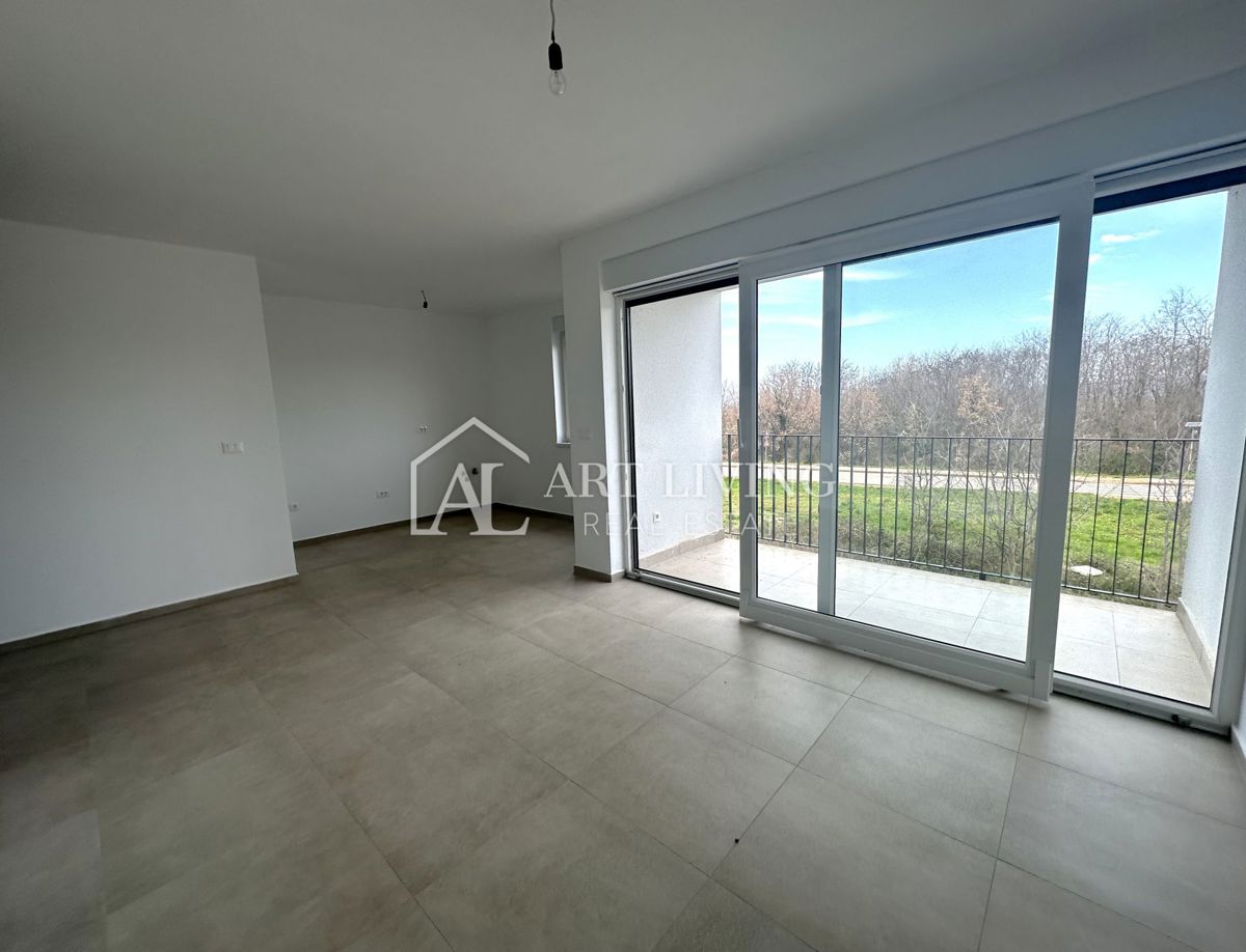 Parenzo e dintorni - OPPORTUNITÀ, attraente appartamento bilocale al primo piano