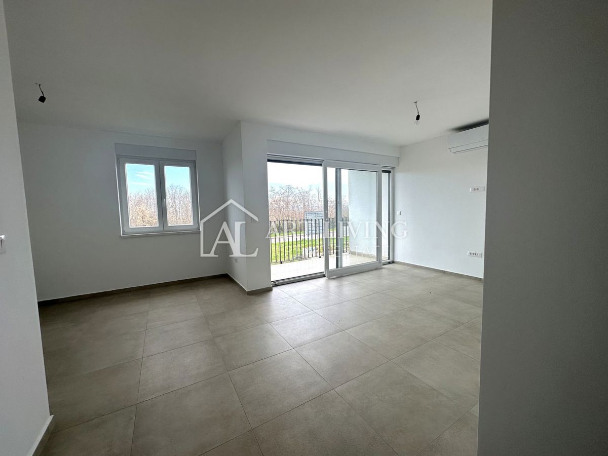 Parenzo e dintorni - OPPORTUNITÀ, attraente appartamento bilocale al primo piano