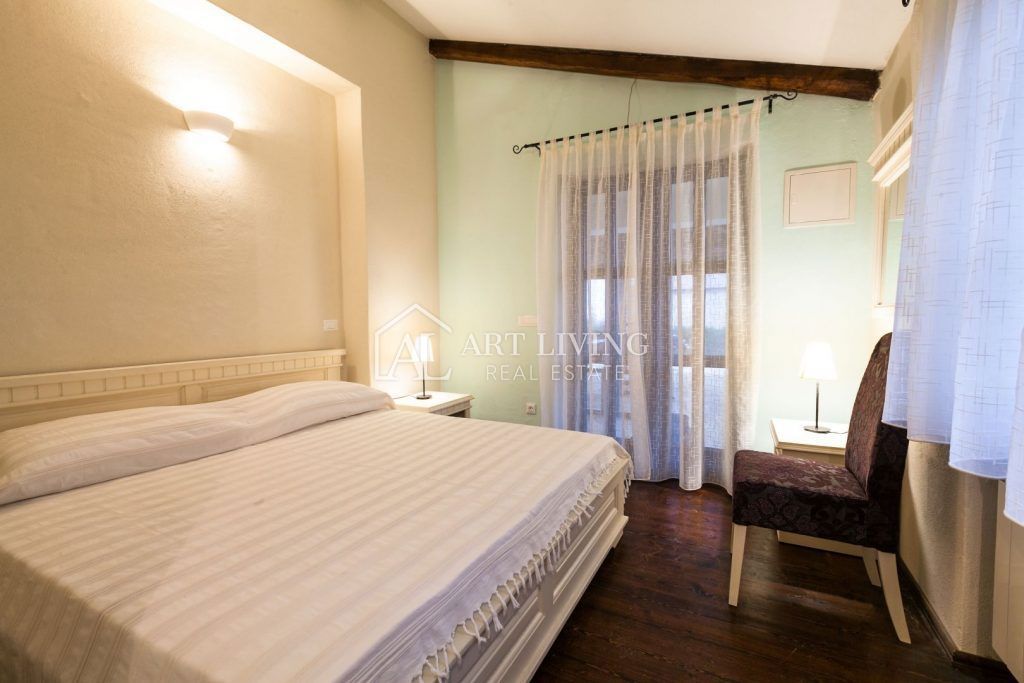 Poreč-dintorni, Incantevole villa in pietra con piscina in stile rustico