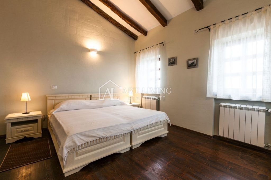 Poreč-dintorni, Incantevole villa in pietra con piscina in stile rustico