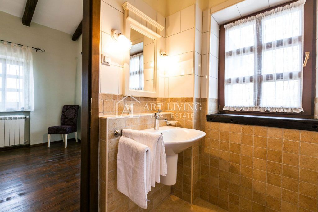 Poreč-dintorni, Incantevole villa in pietra con piscina in stile rustico