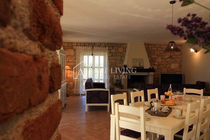 Poreč-dintorni, Incantevole villa in pietra con piscina in stile rustico