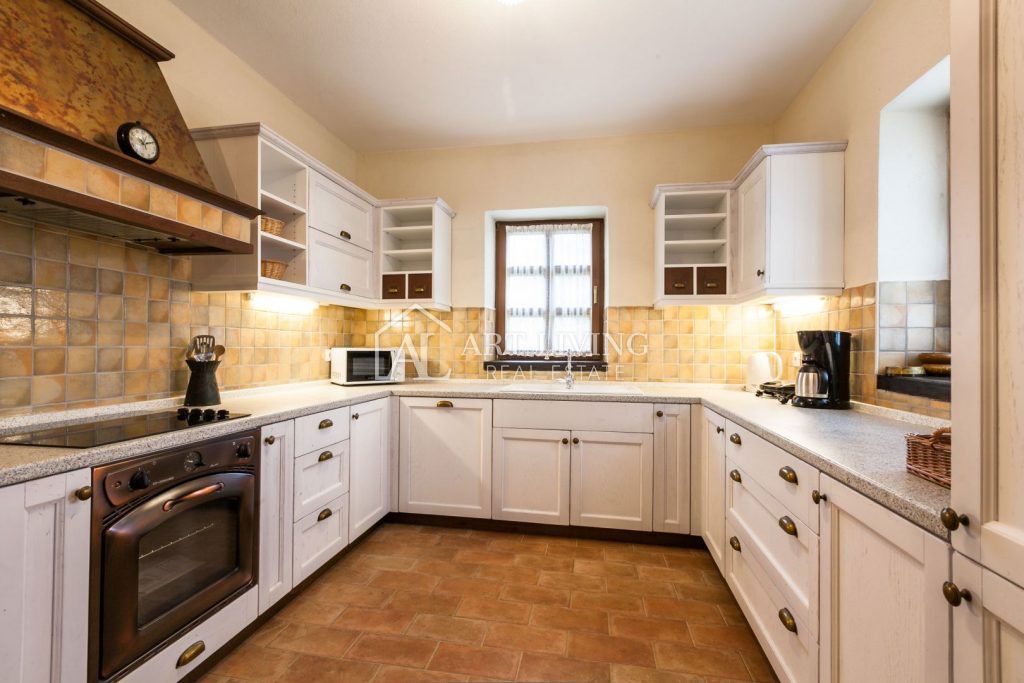 Poreč-dintorni, Incantevole villa in pietra con piscina in stile rustico