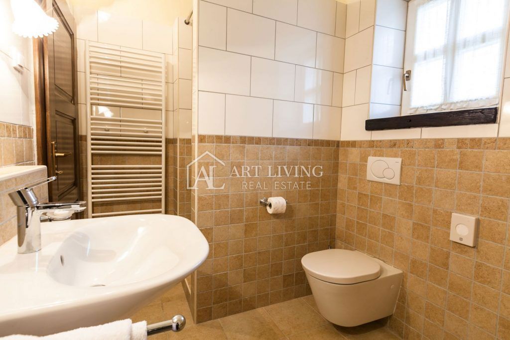 Poreč-dintorni, villa di lusso in pietra in stile rustico con piscina