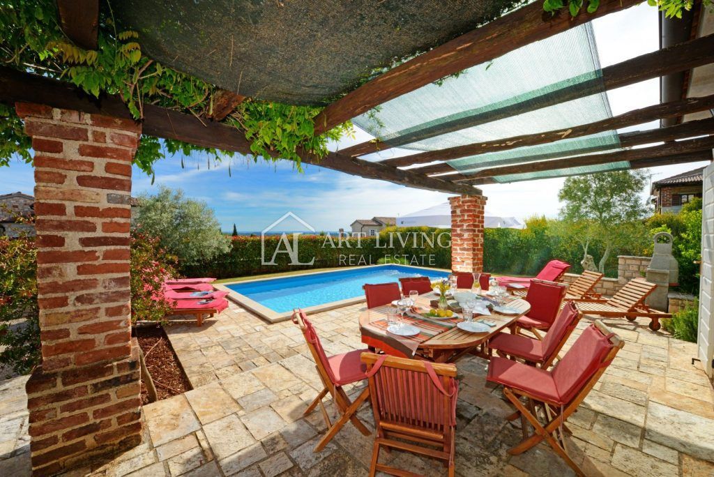 Poreč-dintorni, villa di lusso in pietra in stile rustico con piscina