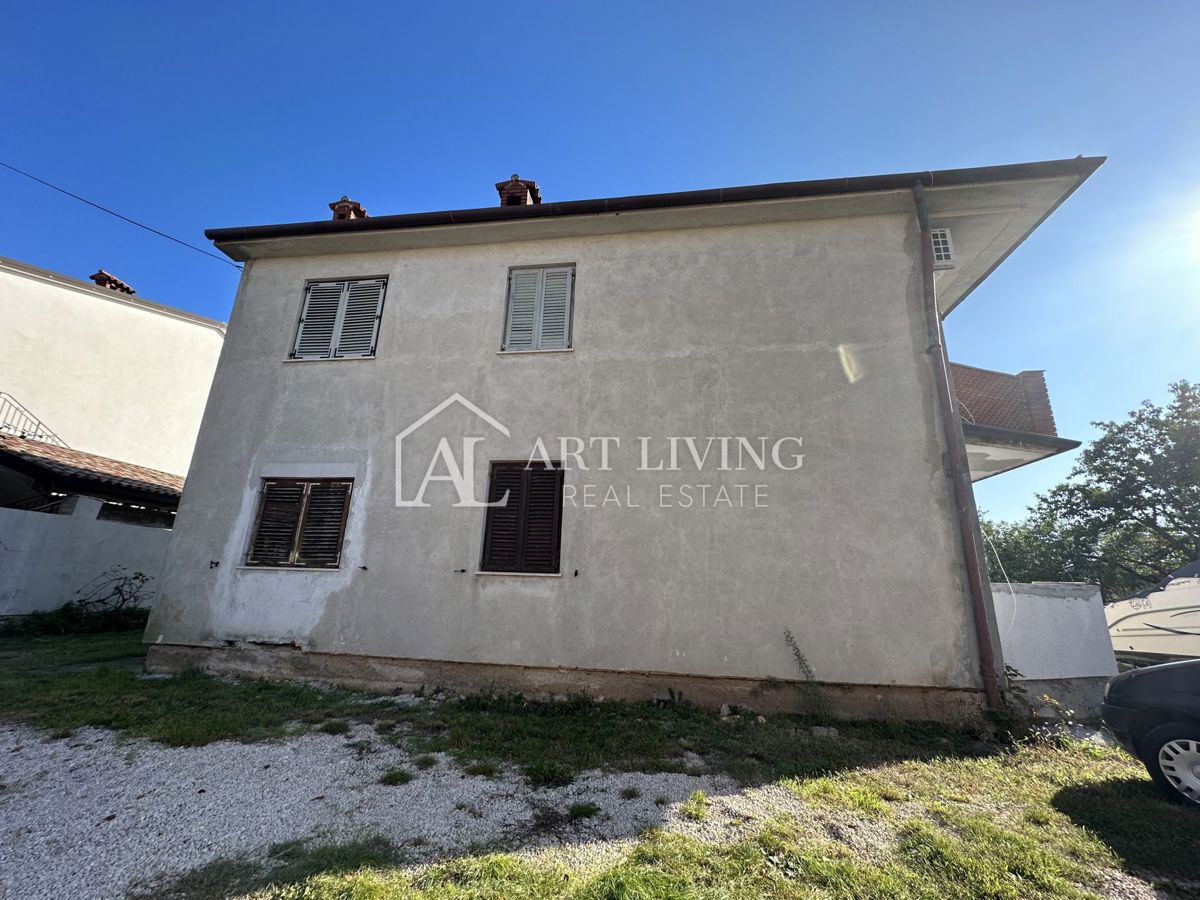 Umago - casa spaziosa con molto potenziale - centro città