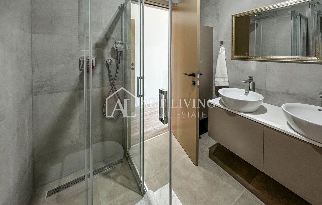 Parenzo, dintorni - Lussuoso appartamento con vista mare e jacuzzi sulla terrazza