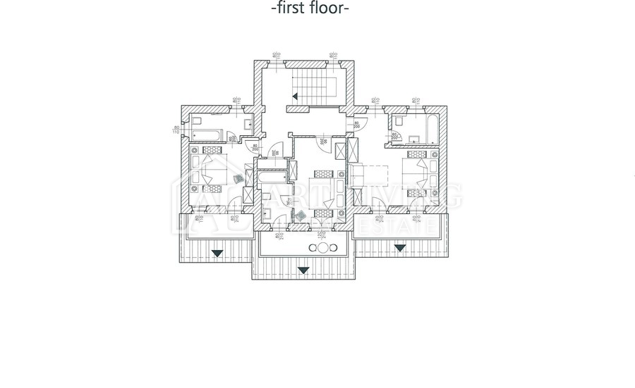 Dintorni di Parenzo, Villa in pietra di lusso con piscina nell'idilliaco paesaggio istriano