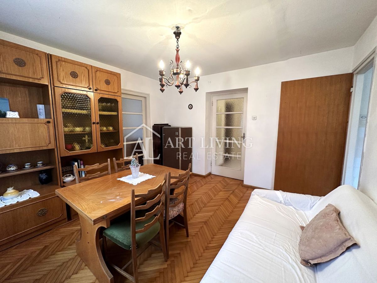 Buie, grazioso appartamento con due camere da letto, 61 m2, ottima posizione