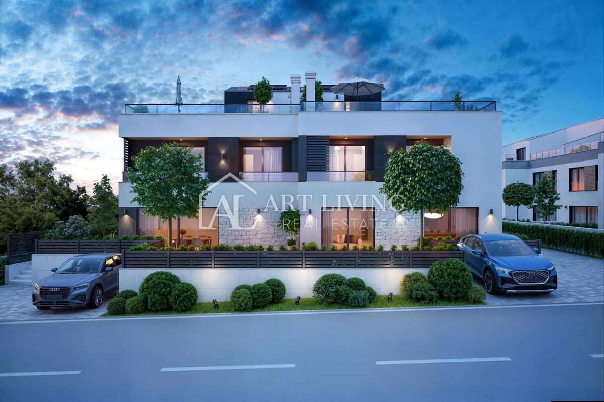 Parenzo - graziosa casa a schiera con piscina in posizione TOP - NUOVA COSTRUZIONE!