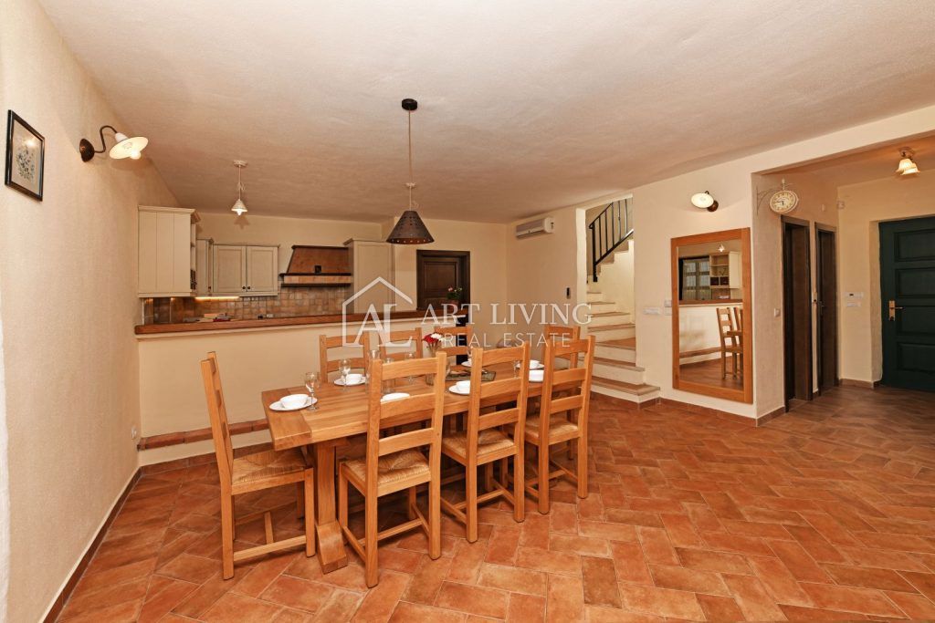 Poreč-dintorni, Villa di lusso in pietra in stile istriano con piscina