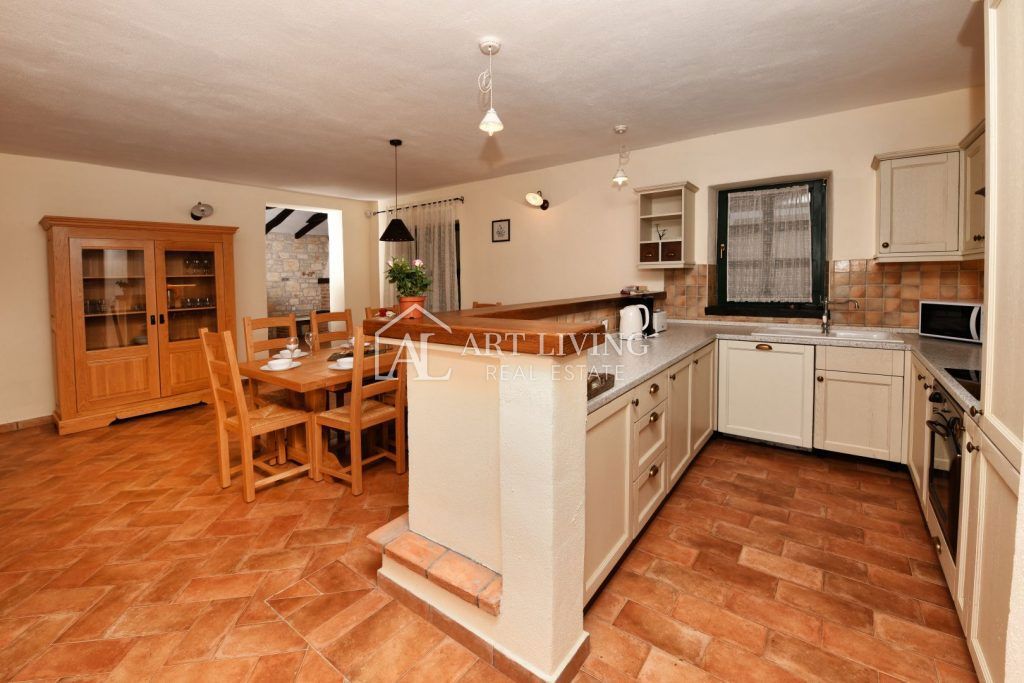 Poreč-dintorni, Villa di lusso in pietra in stile istriano con piscina