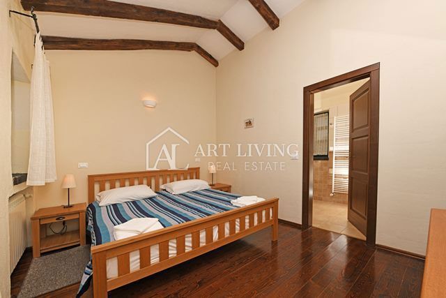 Poreč-dintorni, Villa di lusso in pietra in stile istriano con piscina