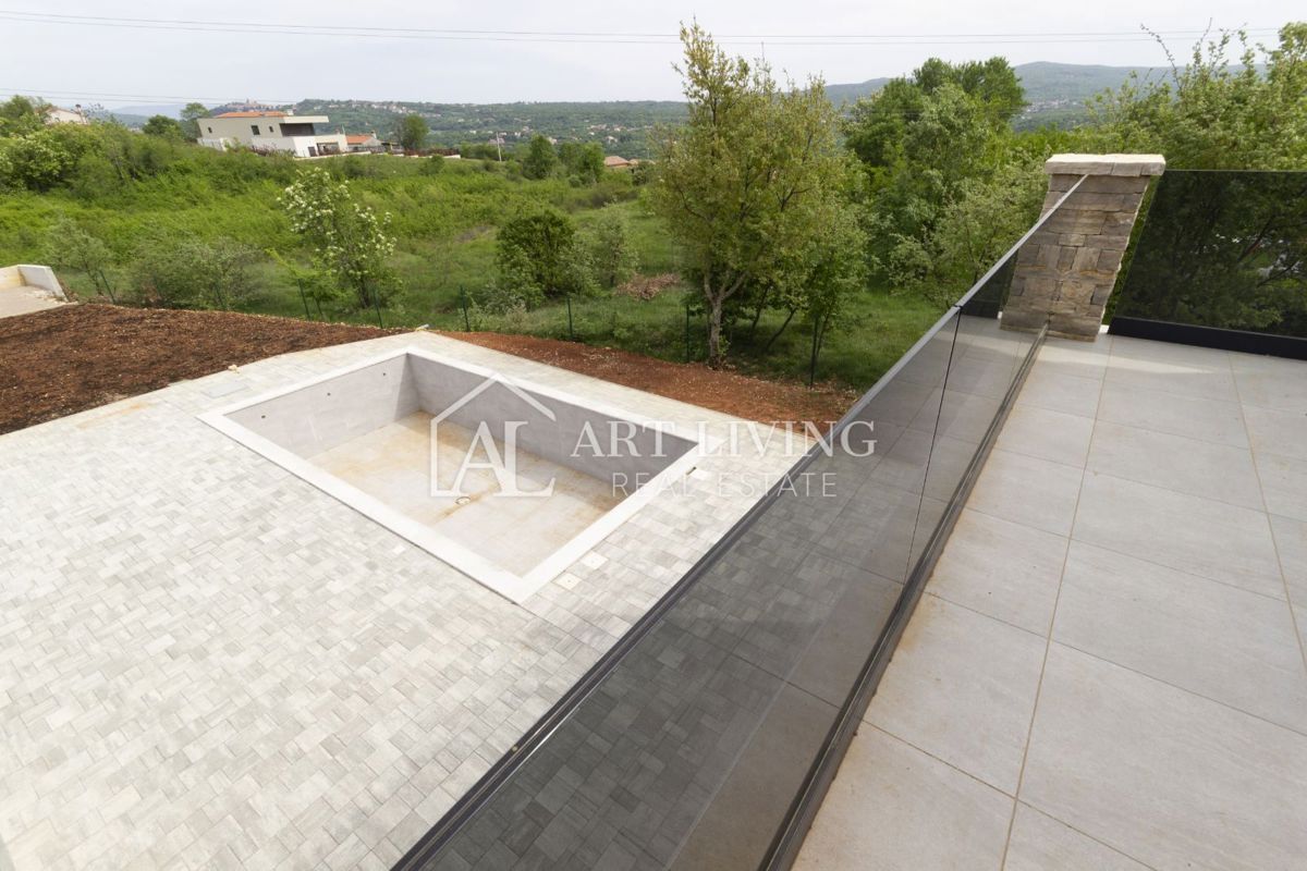 Istria, Labin, dintorni - una bella casa con piscina in una posizione tranquilla