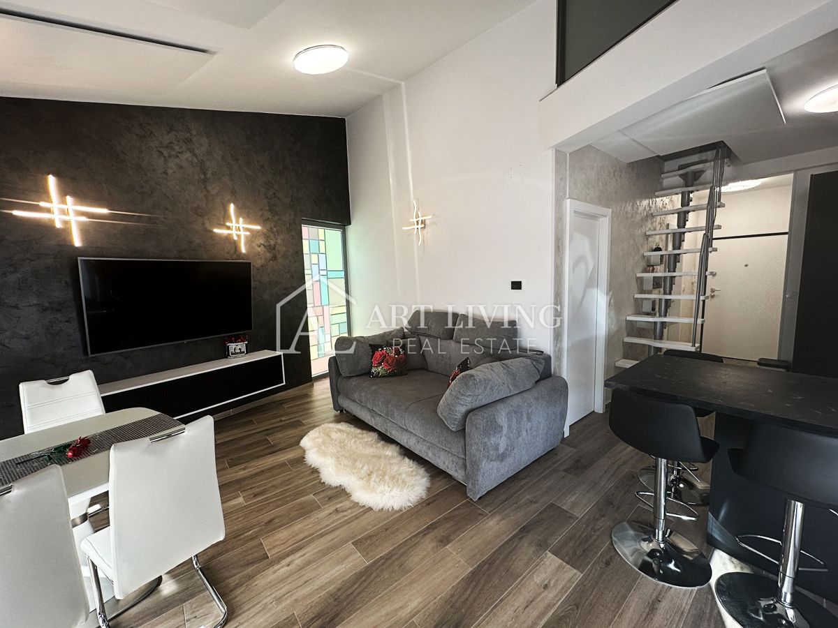 Umago, dintorni – Appartamento di lusso con galleria, 72 m², vista mare, a 300 m dalla spiaggia