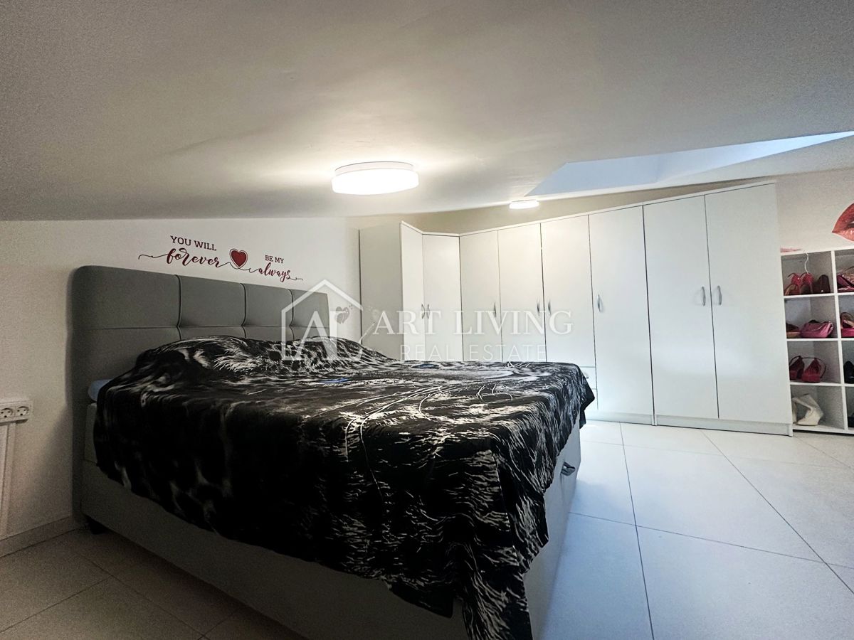 Umago, dintorni – Appartamento di lusso con galleria, 72 m², vista mare, a 300 m dalla spiaggia