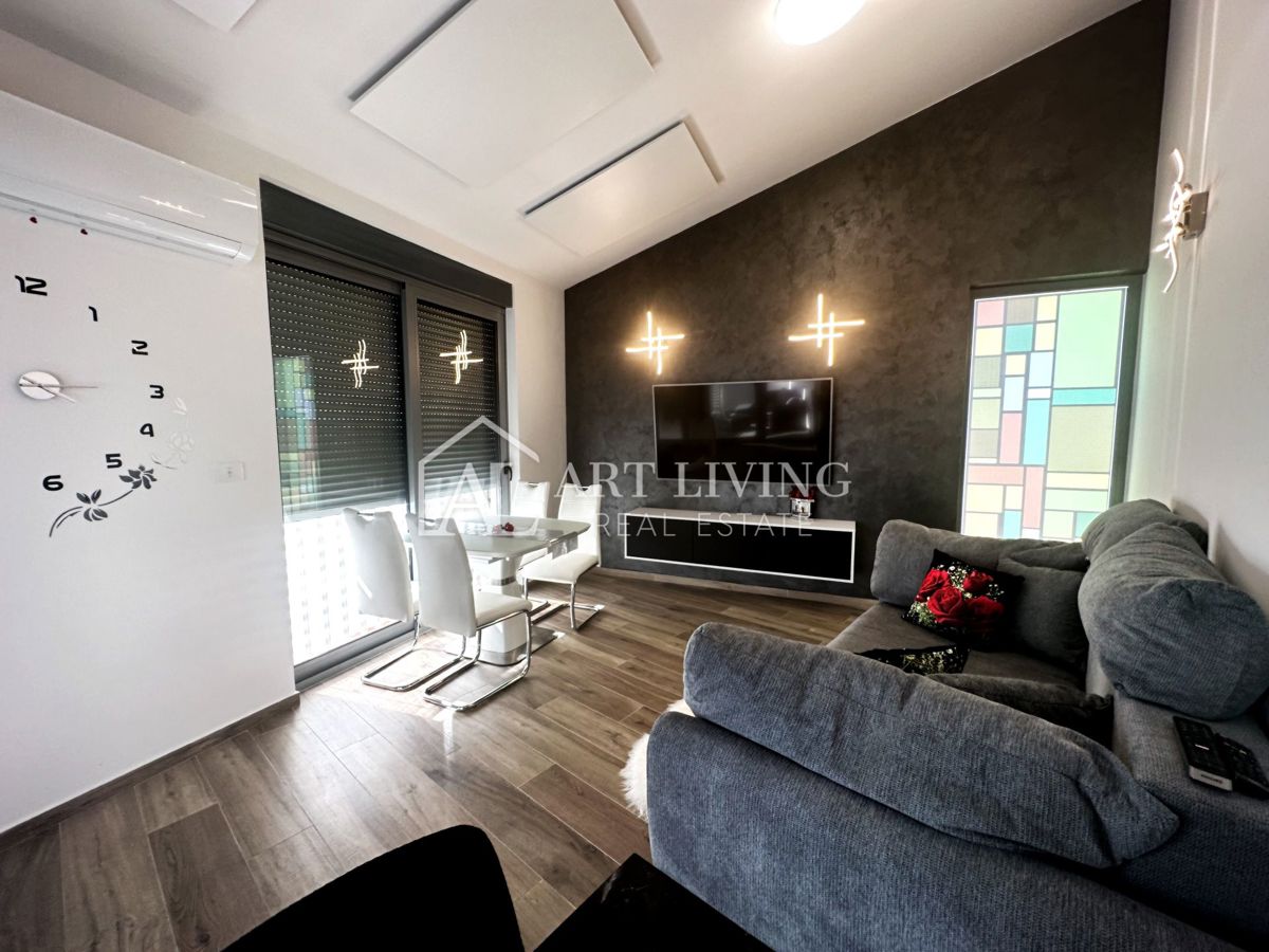 Umago, dintorni – Appartamento di lusso con galleria, 72 m², vista mare, a 300 m dalla spiaggia