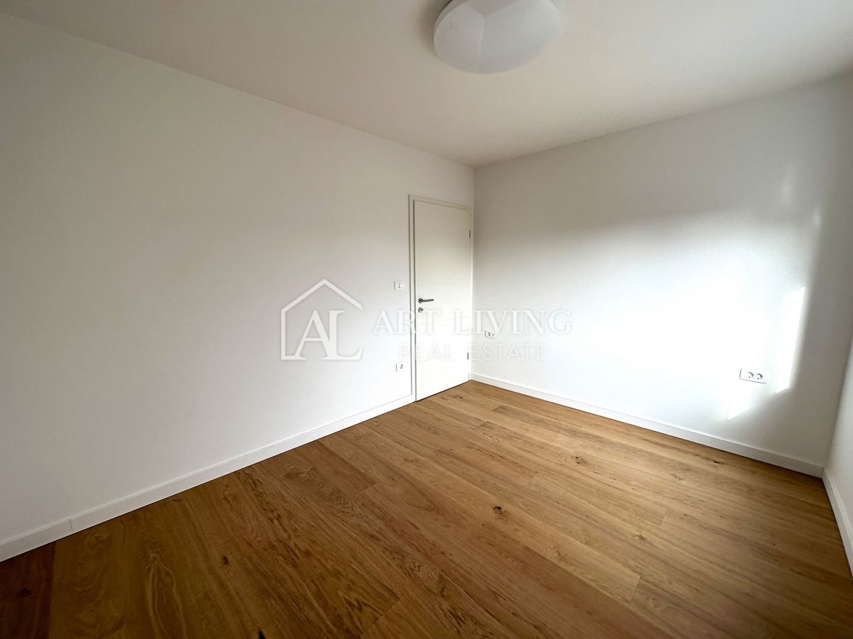 Umago, centro – appartamento bilocale completamente ristrutturato in posizione TOP