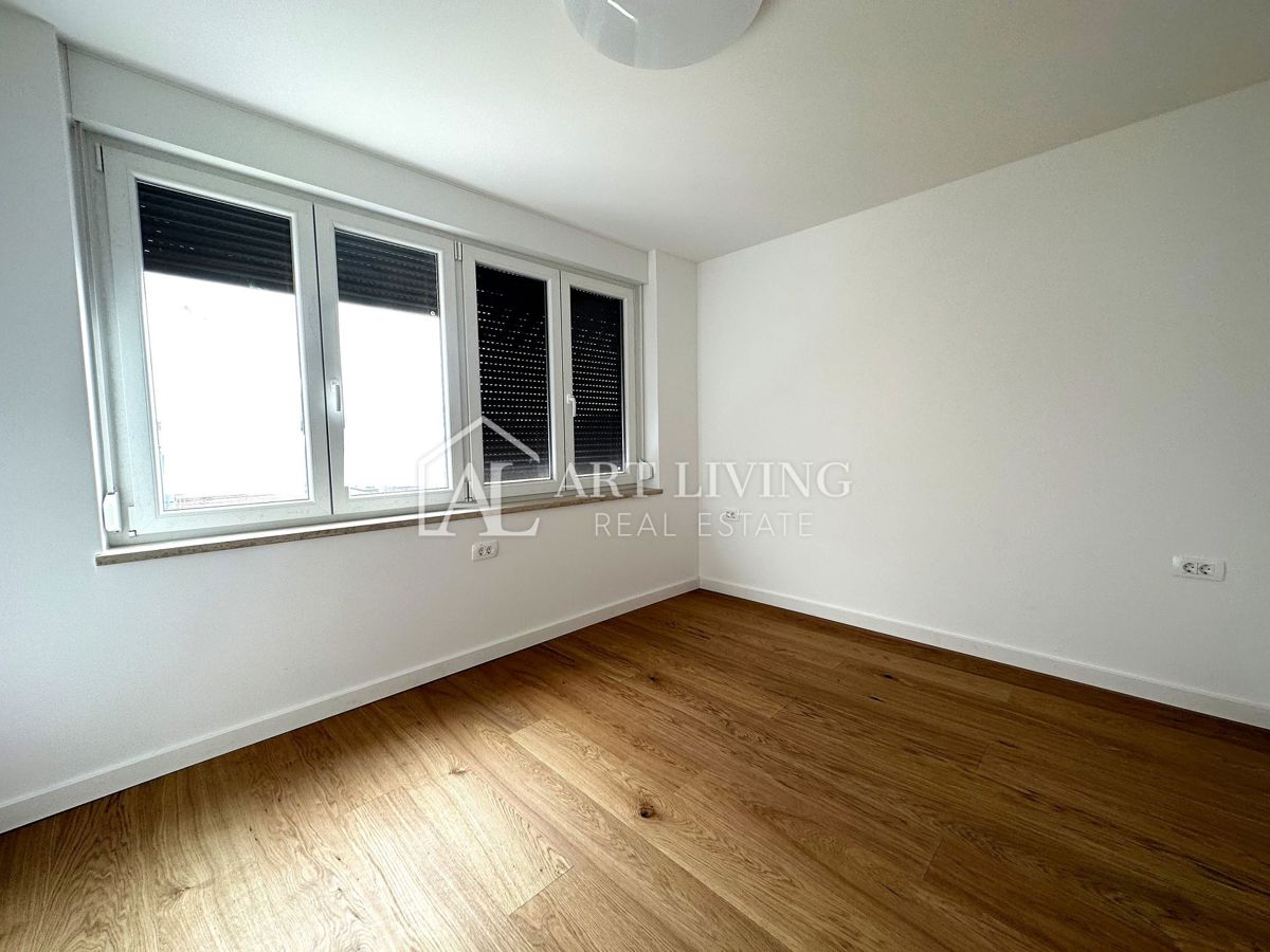 Umago, centro – appartamento bilocale completamente ristrutturato in posizione TOP