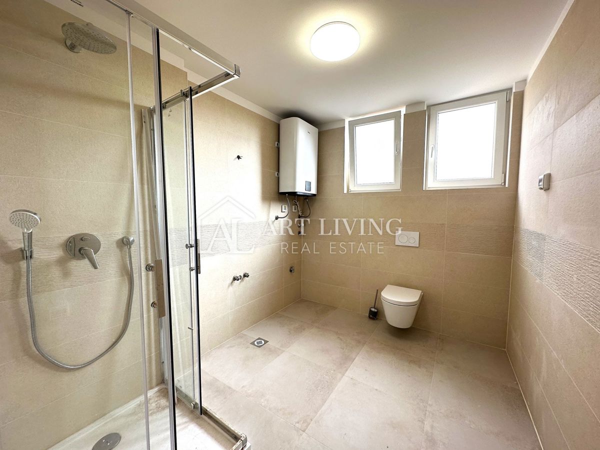 Umago, centro – appartamento bilocale completamente ristrutturato in posizione TOP