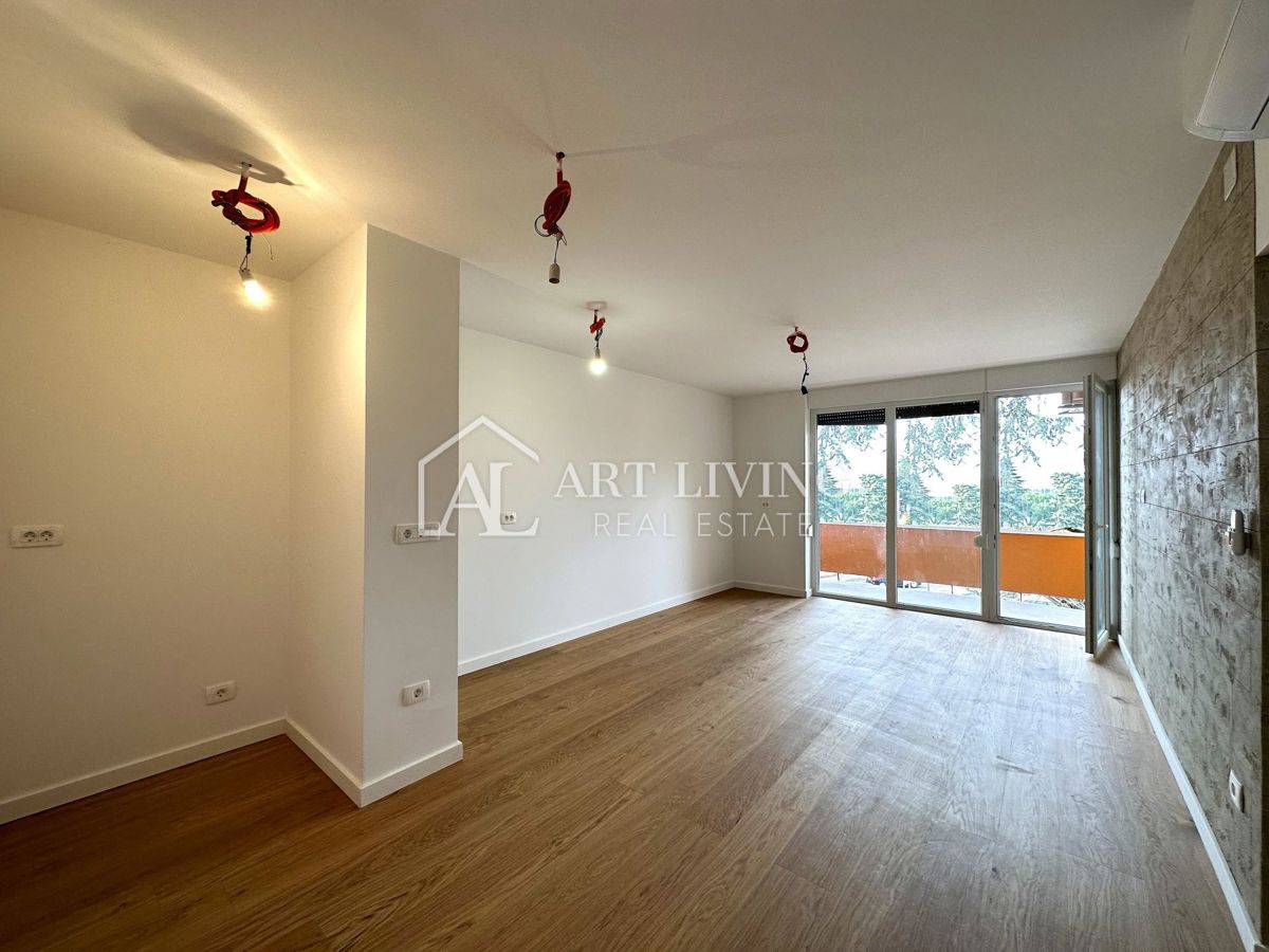 Umago, centro – appartamento bilocale completamente ristrutturato in posizione TOP