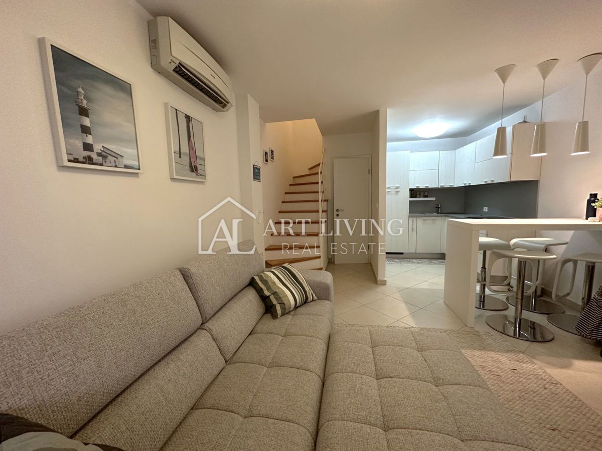 Cittanova, dintorni - grazioso appartamento con una camera da letto, 60 m2, a soli 100 m dal mare