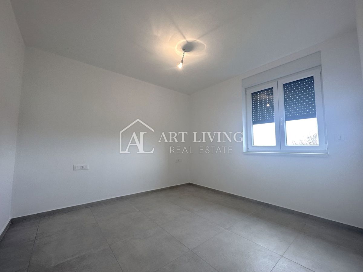 Parenzo, dintorni - appartamento su due piani con tre camere da letto, 86,40 m2, DI NUOVA COSTRUZIONE