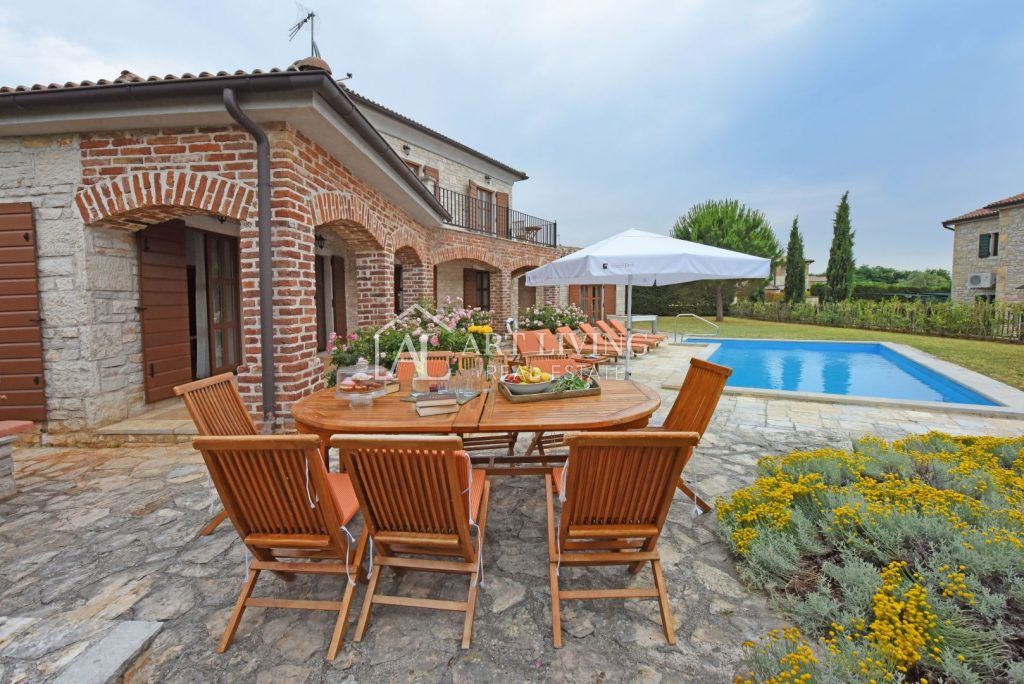 Poreč-dintorni, Villa di lusso in pietra in stile istriano con piscina