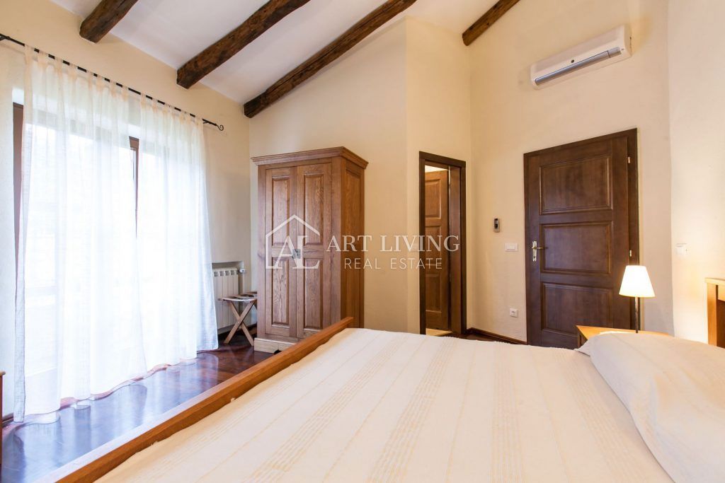 Poreč-dintorni, Villa di lusso in pietra in stile istriano con piscina