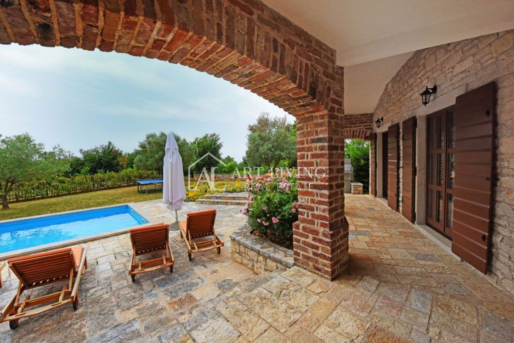 Poreč-dintorni, Villa di lusso in pietra in stile istriano con piscina