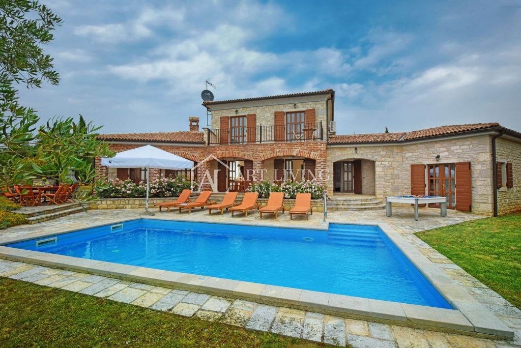 Poreč-dintorni, Villa di lusso in pietra in stile istriano con piscina
