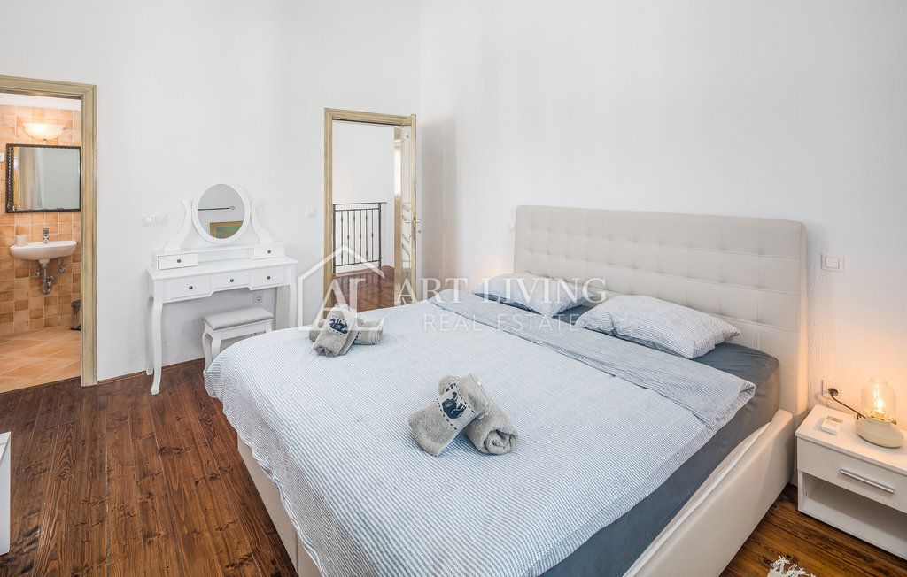 Dignano-dintorni, Villa in pietra con piscina nel cuore dell'Istria