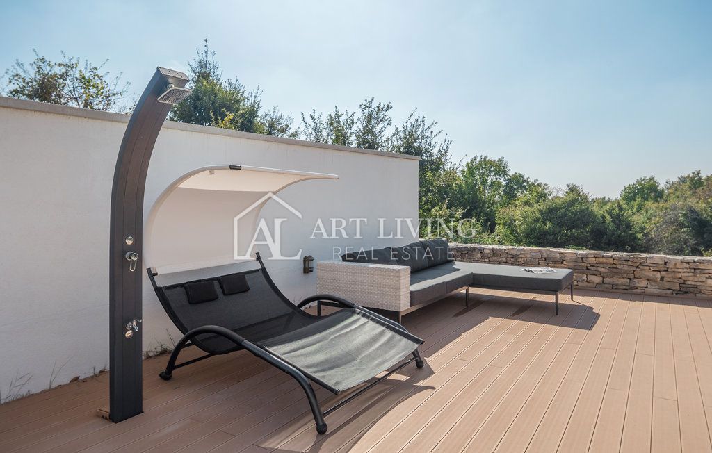 Dignano-dintorni, Villa in pietra con piscina nel cuore dell'Istria