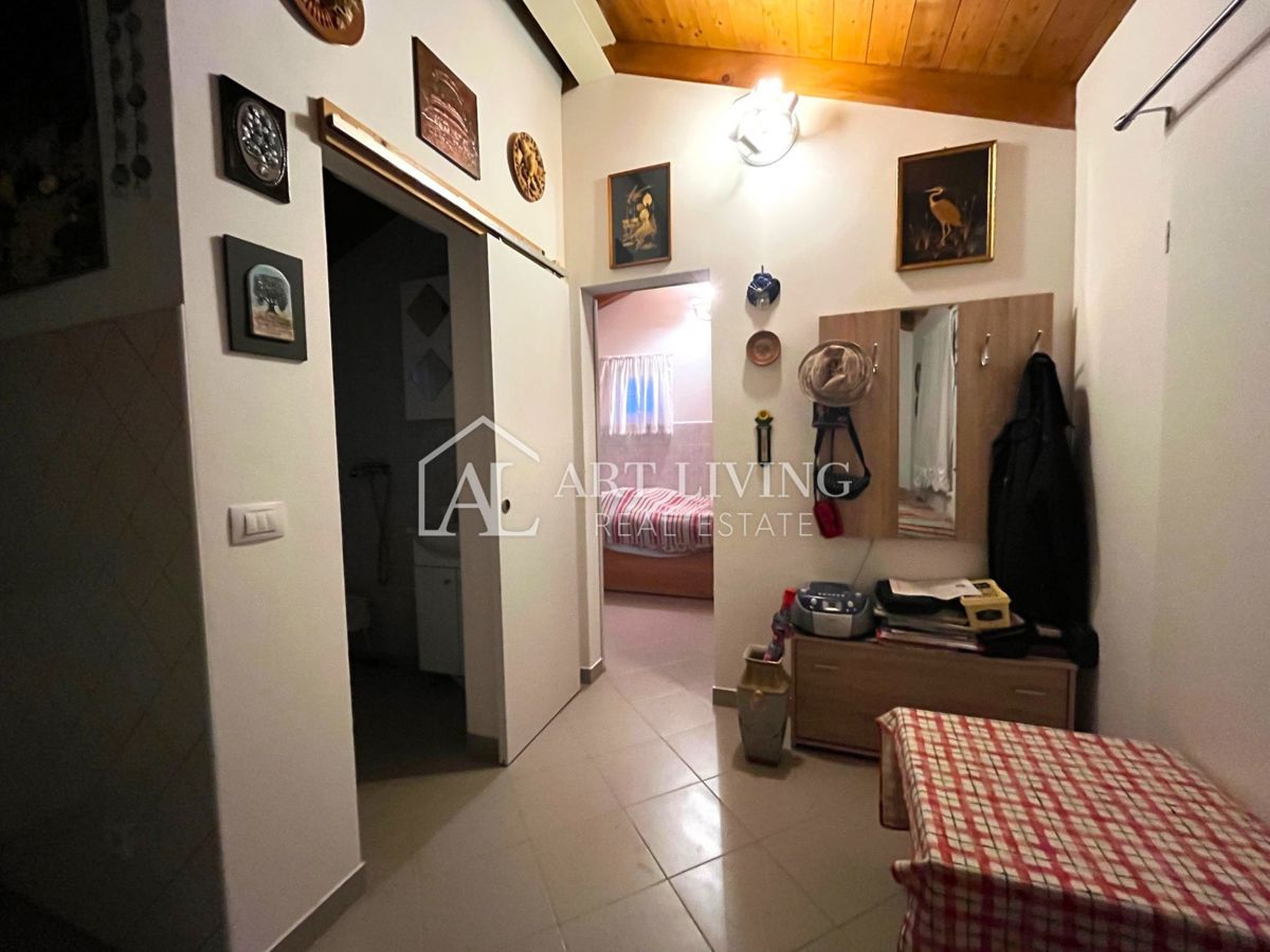 Istria, Rovigno, dintorni - una casa affascinante con un grande terreno
