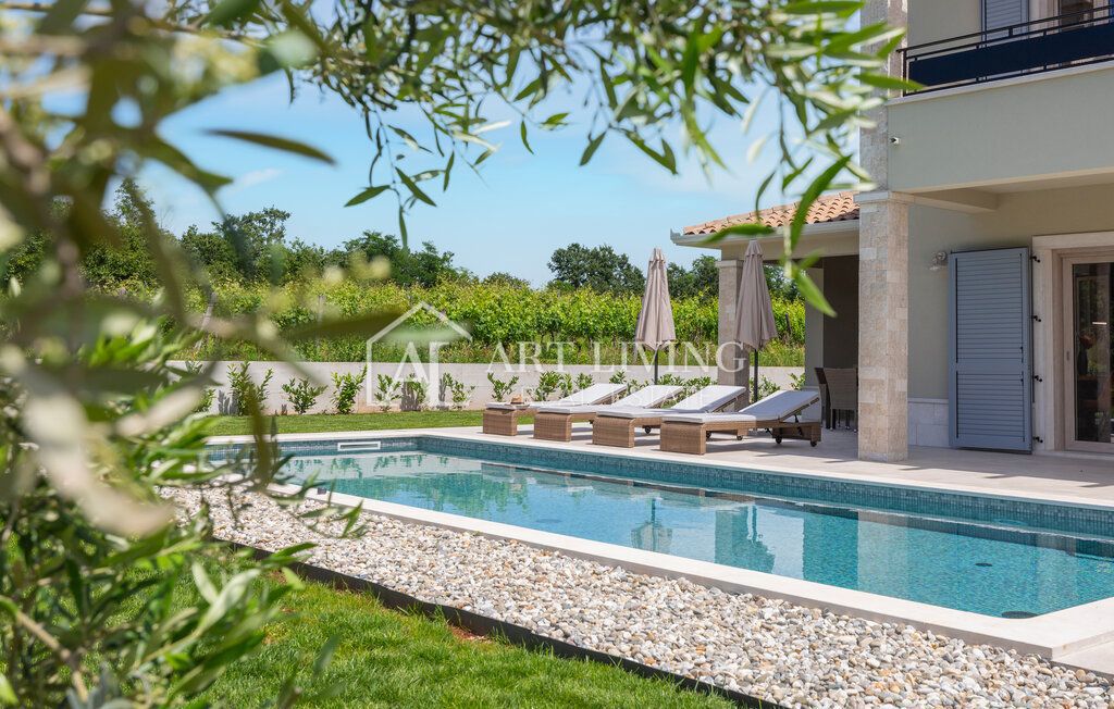 Istria, Labin, dintorni - una bella casa con una grande piscina e un bellissimo giardino 