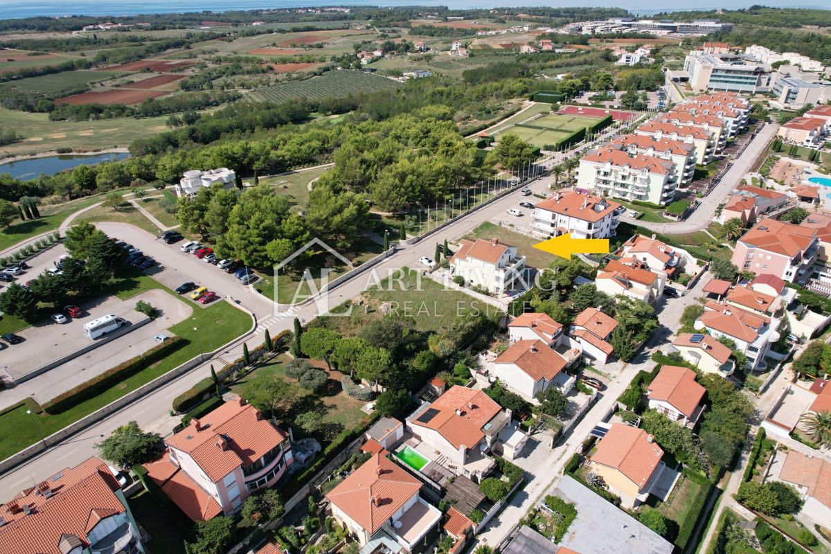 Umago, Crveni Vrh - terreno edificabile esclusivo con vista mare - posizione eccezionale