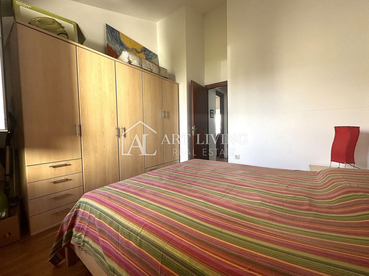 Umago, dintorni - OCCASIONE UNICA, appartamento con due camere da letto con splendida vista mare