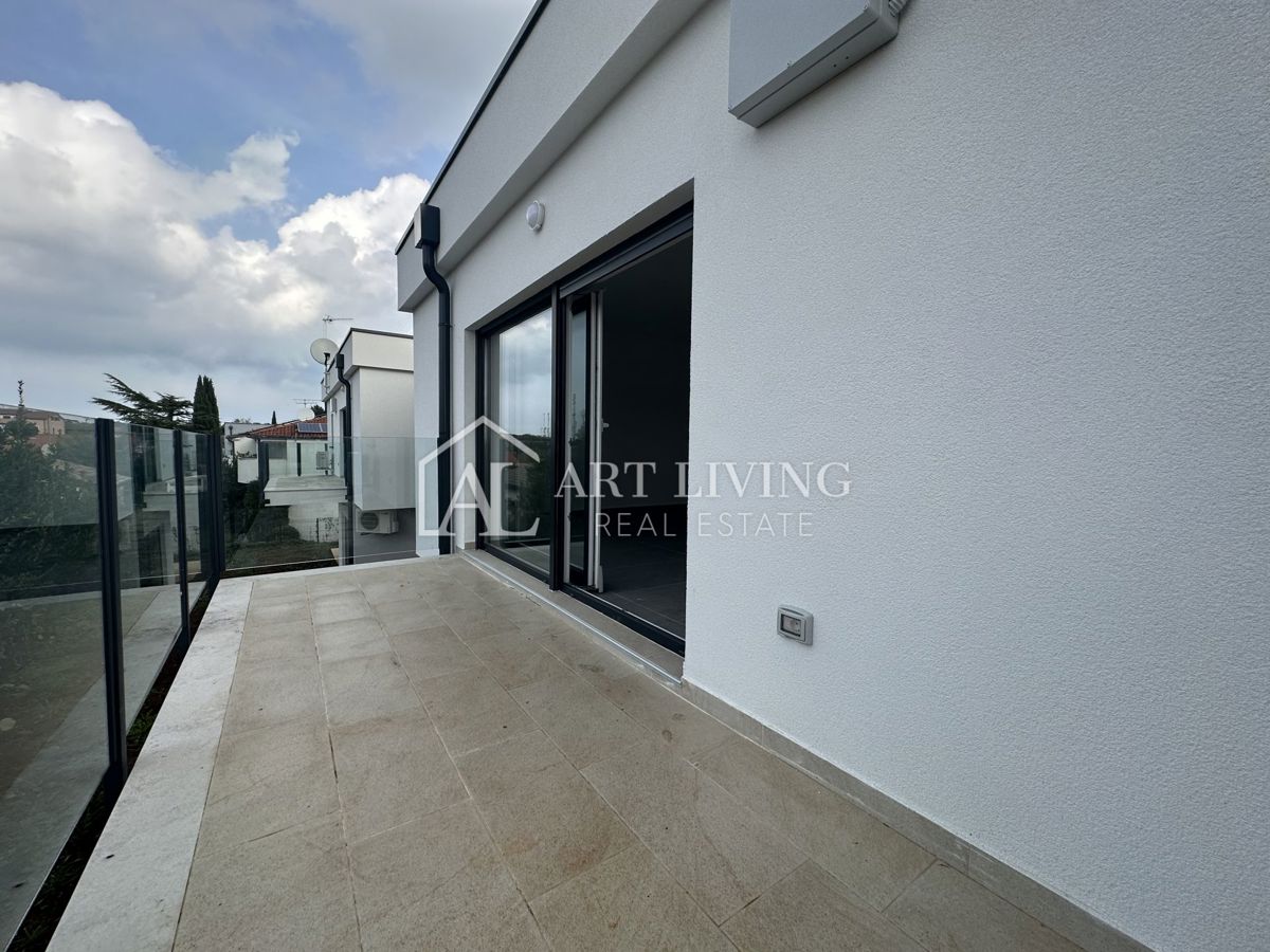 Umago - dintorni, grazioso appartamento con vista mare, posizione TOP